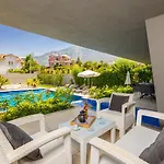 Moderno B Villa *