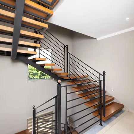 Moderno B